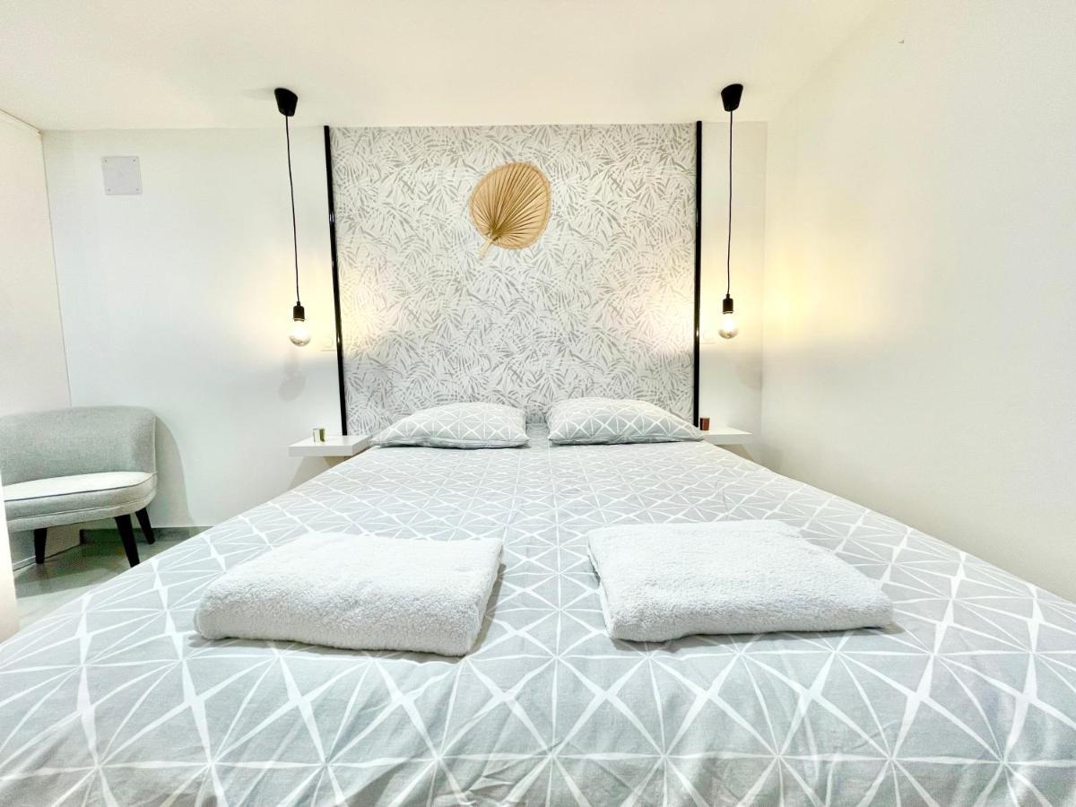 Le Rosacker - Proche Centre Ville Et Gare - Terrasse - Parking Gratuit 2 Places - 2 Chambres - 2 Salles De Bain - Netflix Colmar Exterior foto